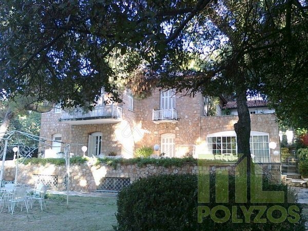 (For Sale) Residential Villa || Athens North/Ekali - 2.800,00Sq.m, 5Bedrooms, 750€ 